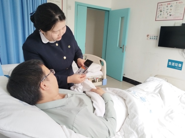 图：为住院客户提供智多“心”理赔管家服务
