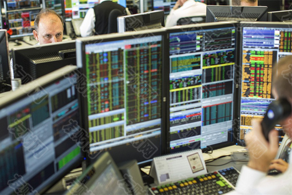 摩根大通外汇交易主管认为特朗普将提振外汇交易量