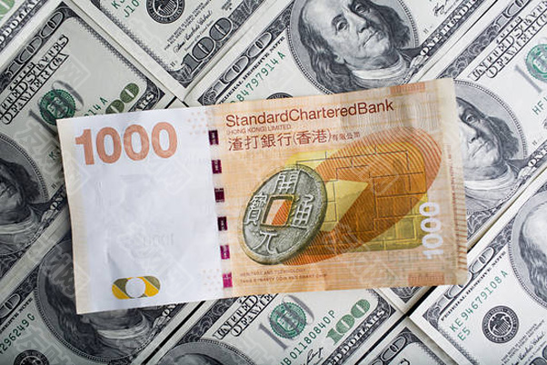 全球表现最佳的套利交易 再度引发香港联系汇率制度的辩论