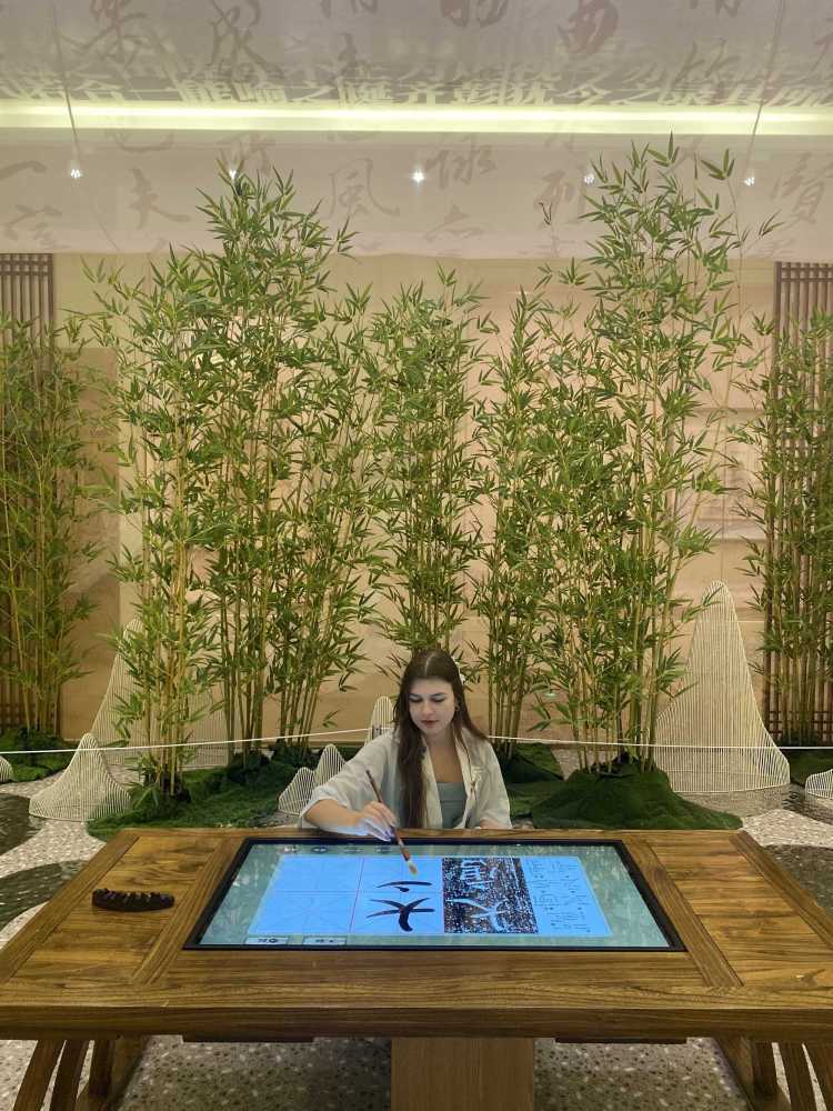 资讯有故事丨在北京求学的俄罗斯姑娘:在中国我的生活充满了快乐
