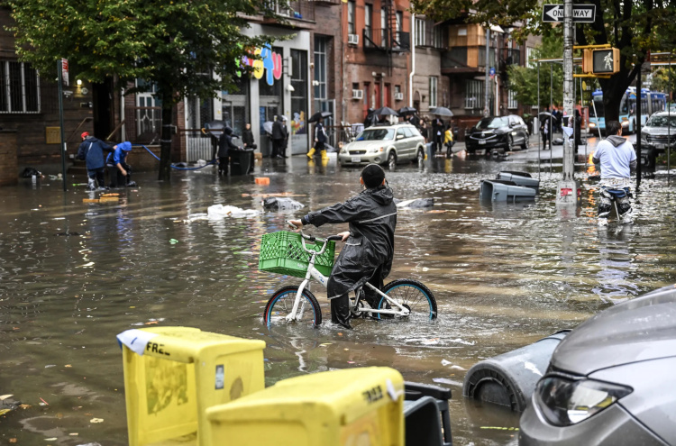 暴雨山洪与高温警报齐发 极端天气将再度席卷美国
