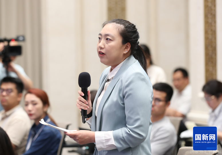 中央广播电视总台央视记者提问（赵一帆 摄）