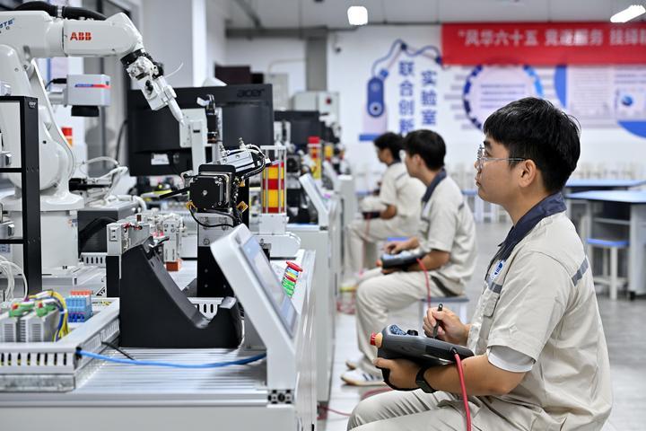 镜观·回响丨春风育人，硕果盈枝