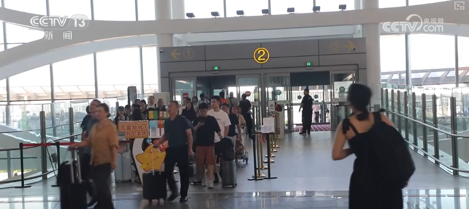 1.47亿人次,增长3.6%!暑期旅游市场火热 旅游目的地支线机场旅客规模提升