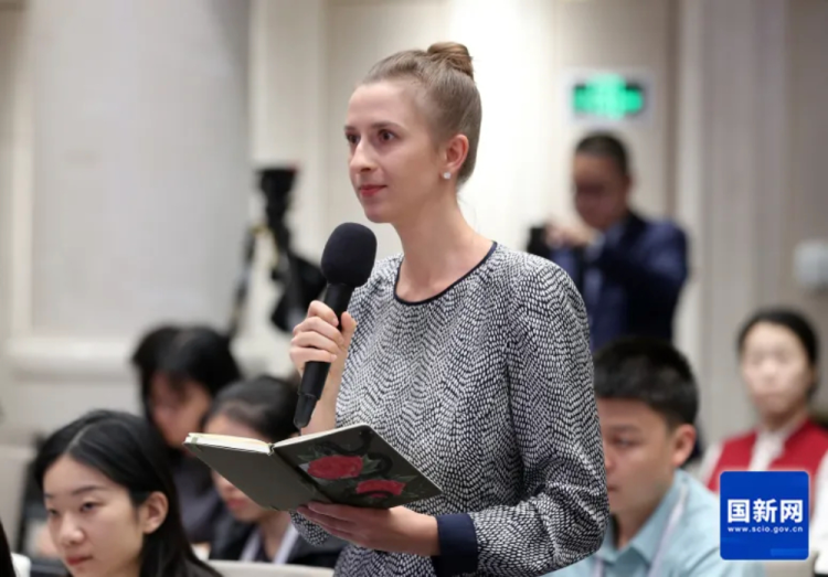 中外妇女热议白皮书,妇女全面发展的“中国经验”获赞