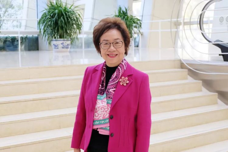 中外妇女热议白皮书,妇女全面发展的“中国经验”获赞