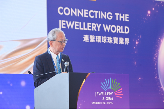 新加坡金银市场协会CEO郑良豪