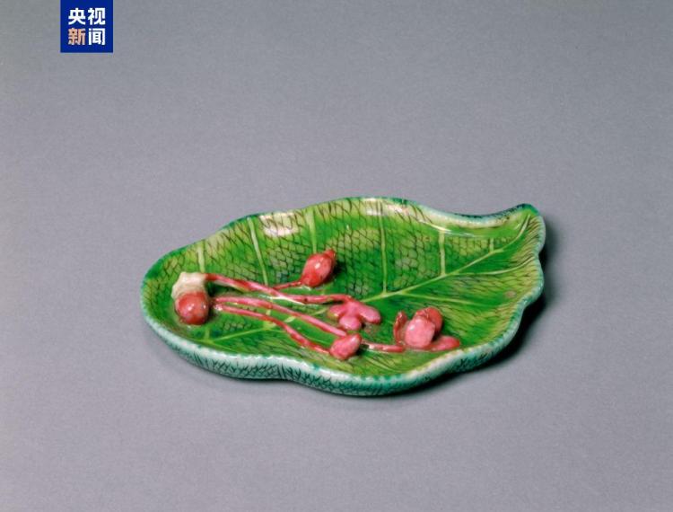 文化中国行·文博日历丨两片落进书房里的叶子 竟是文房好物