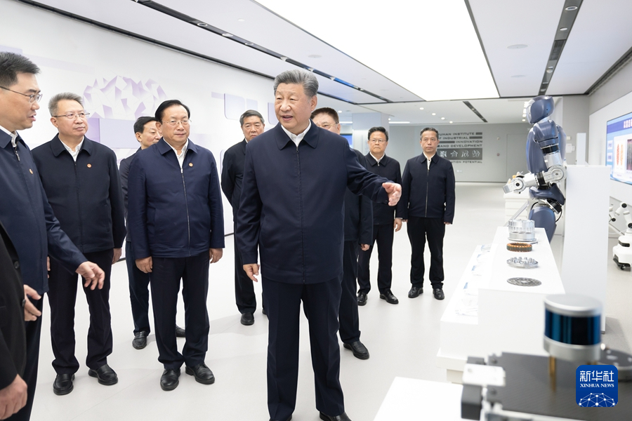 总书记关切事丨以奋斗之笔 答硬核之卷