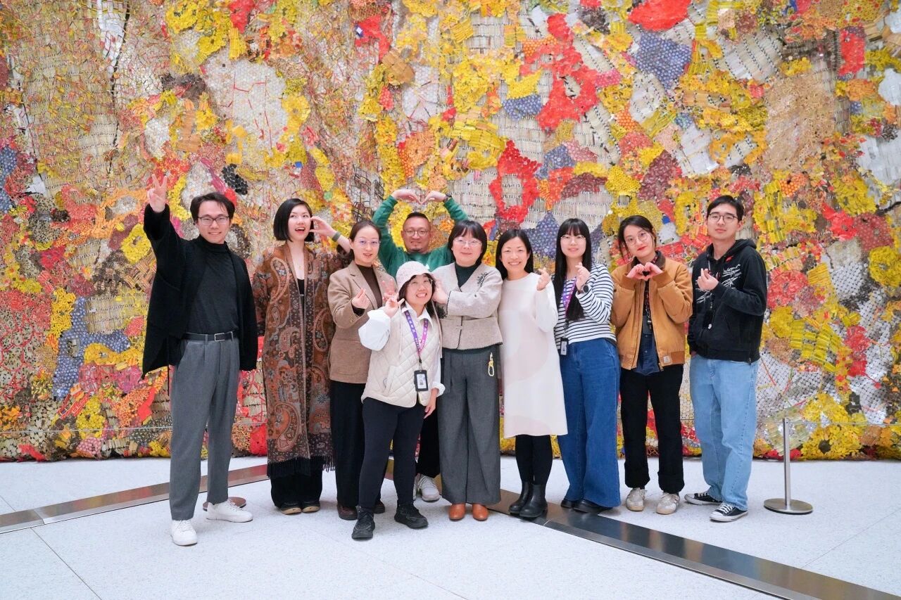 浦东美术馆展览部员工。图片来源：受访者