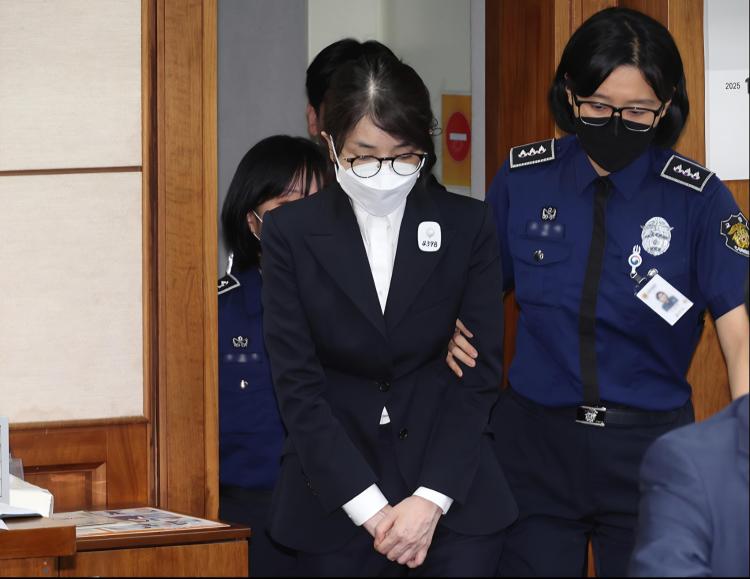 韩国特检组寻求法院判处金建希15年刑期