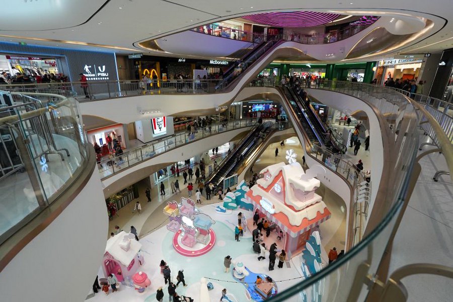 2025年12月26日，位于北京城市副中心的文化、旅游、商业综合体——“湾里”项目正式营业。 新华社记者 鞠焕宗 摄
